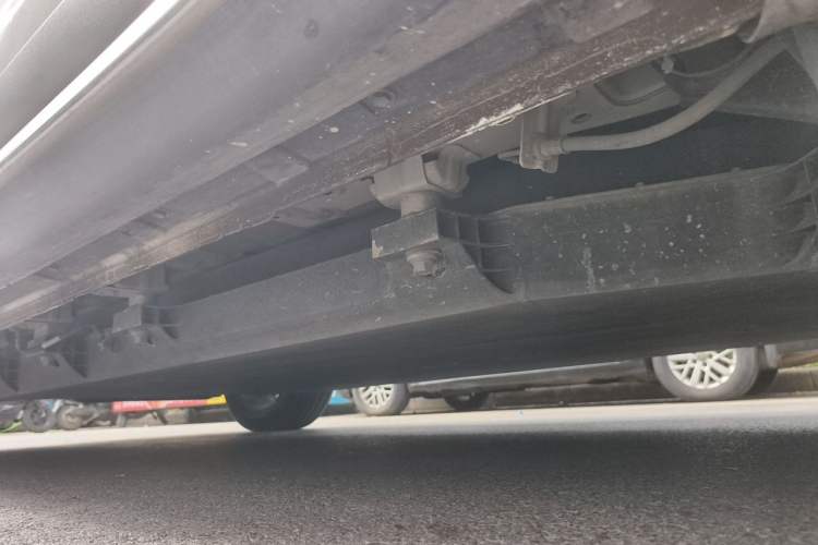 Used CHANGAN OSHAN X7 EV 2020 Luxury Model 405 Chassis Rear Left