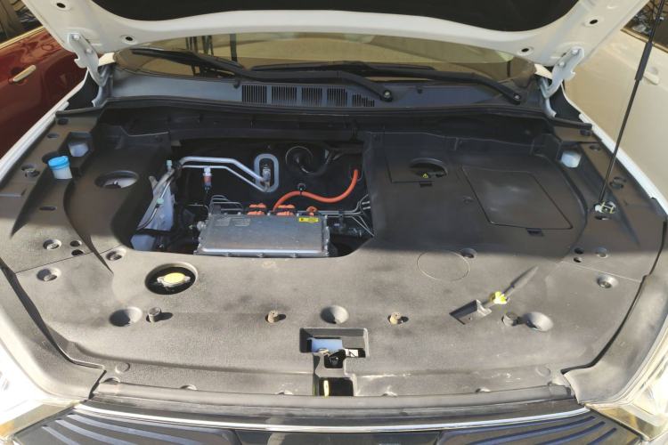 Used CHANGAN OSHAN X7 EV 2020 Luxury Edition 405 Engine Bay