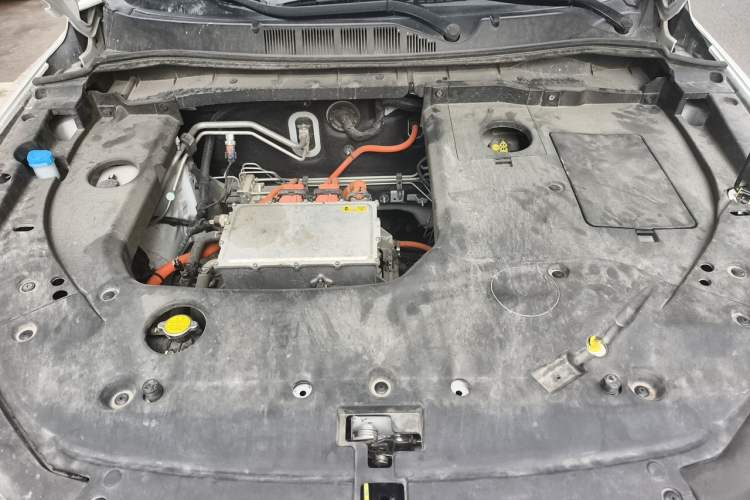 Used CHANGAN OSHAN X7 EV 2020 Luxury Model 405 Engine Bay