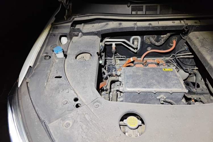 Used CHANGAN OSHAN X7 EV 2020 Luxury Edition 405 Engine Bay Right