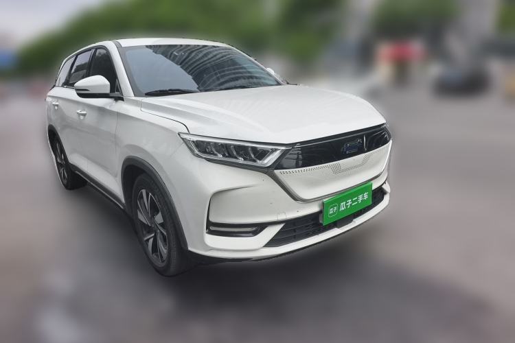 Used CHANGAN OSHAN X7 EV 2020 Luxury Model 405 Front Right 45 Deg