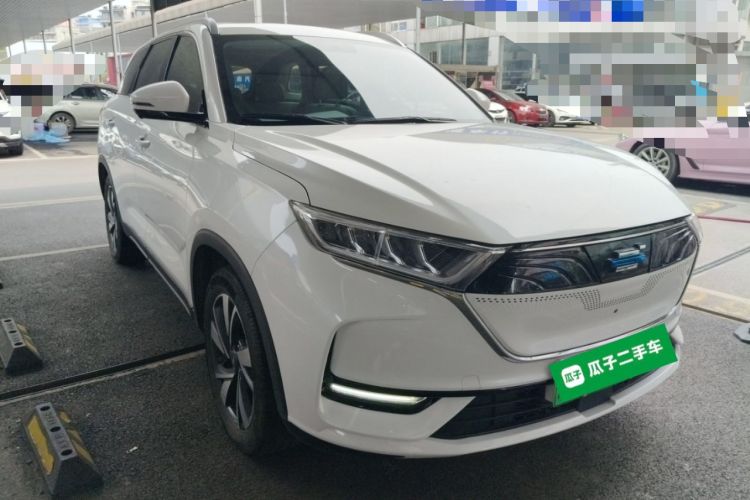 Used CHANGAN OSHAN X7 EV 2020 Luxury Edition 405 Front Right 45 Deg