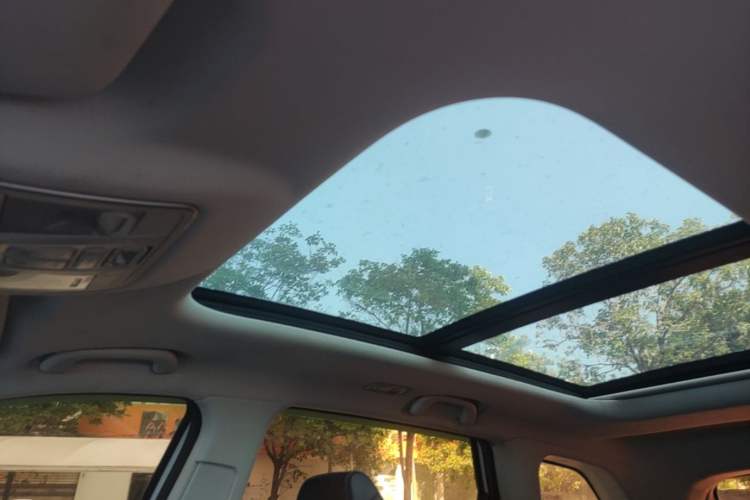 Used CHANGAN OSHAN X7 EV 2020 Luxury Model 405 Headliner