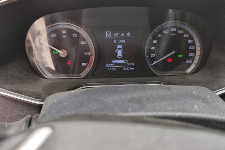 Used CHANGAN OSHAN X7 EV 2020 Luxury Model 405 Odometer Close Up
