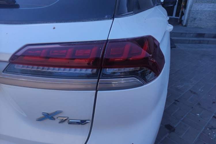 Used CHANGAN OSHAN X7 EV 2020 Luxury Model 405 Right Rear Taillight