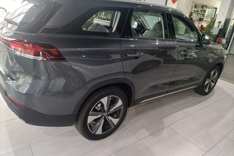 Used CHANGAN OSHAN X7 PLUS 2023 Enjoy Edition 1.5T Automatic Smart Edition 7-Seater Exterior 5