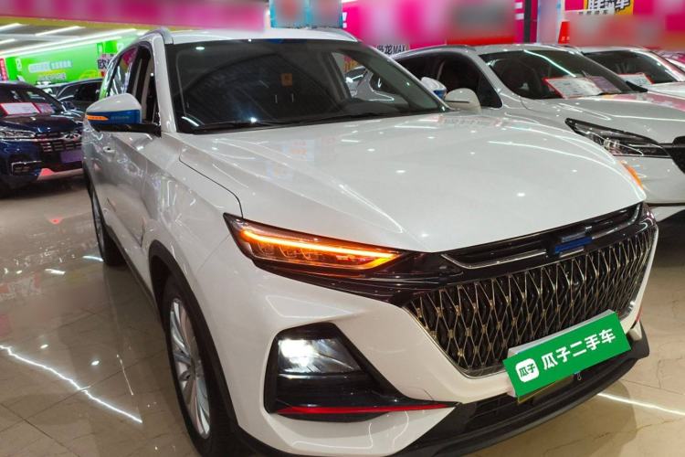 Used CHANGAN OSHAN X7 PLUS 2022 1.5T Blue Whale Edition Automatic Prestige Version Exterior 2