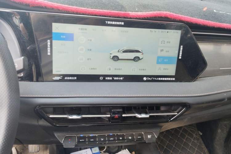 Used CHANGAN OSHAN X7 PLUS 2022 1.5T Blue Whale Edition Automatic Prestige Version Audio And AC Panel