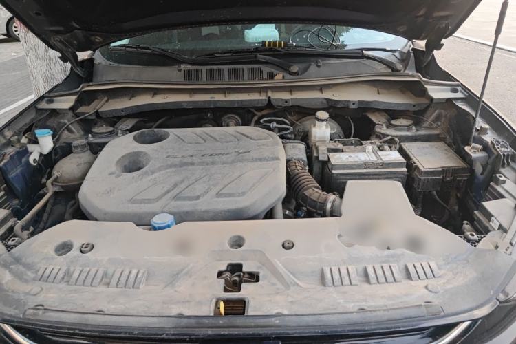 Used CHANGAN OSHAN X7 PLUS 2022 1.5T Blue Whale Edition Automatic Luxury Trim Engine Bay