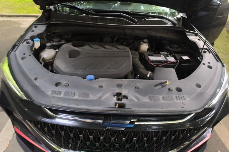Used CHANGAN OSHAN X7 PLUS 2022 1.5T Blue Whale Edition Automatic Prestige Version Engine Bay