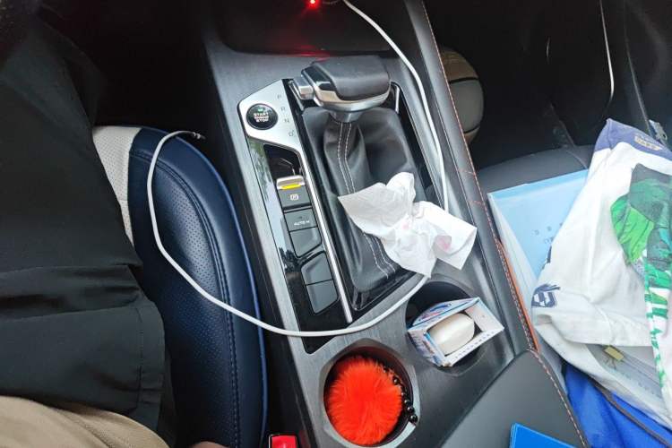 Used CHANGAN OSHAN X7 PLUS 2022 1.5T Blue Whale Edition Automatic Luxury Trim Gear Lever