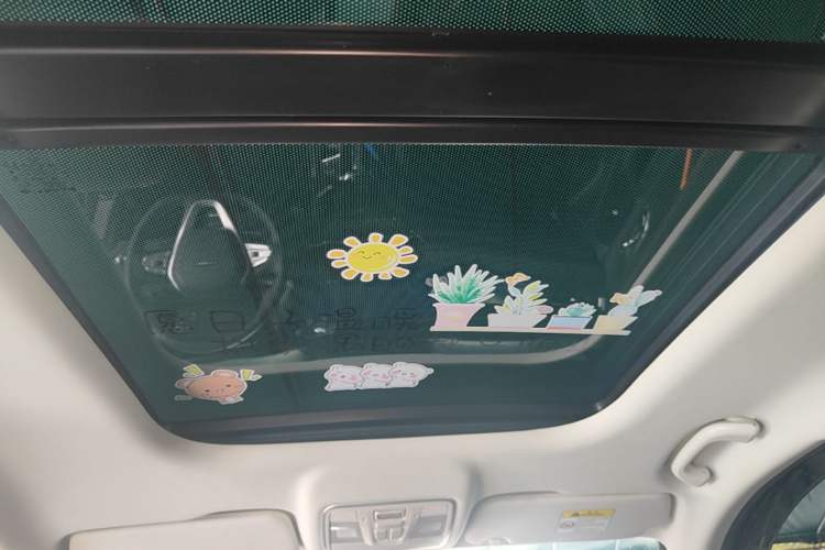Used CHANGAN OSHAN X7 PLUS 2022 1.5T Blue Whale Edition Automatic Prestige 7-Seater Headliner