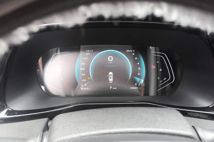 Used CHANGAN OSHAN X7 PLUS 2022 1.5T Blue Whale Edition Automatic Prestige 7-Seater Instrument Cluster