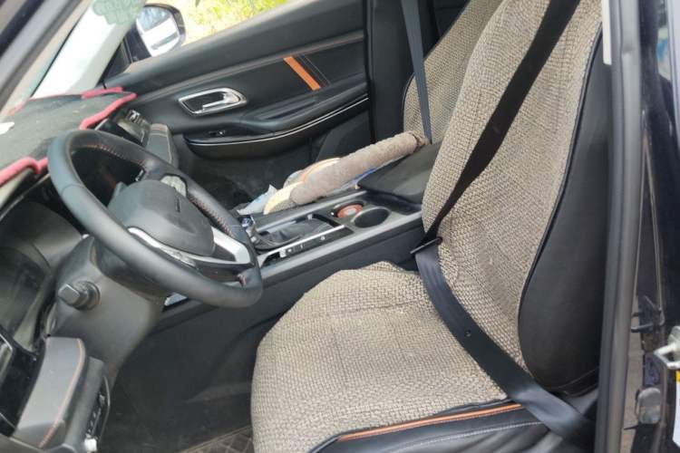 Used CHANGAN OSHAN X7 PLUS 2022 1.5T Blue Whale Edition Automatic Prestige Version Left Front Seat