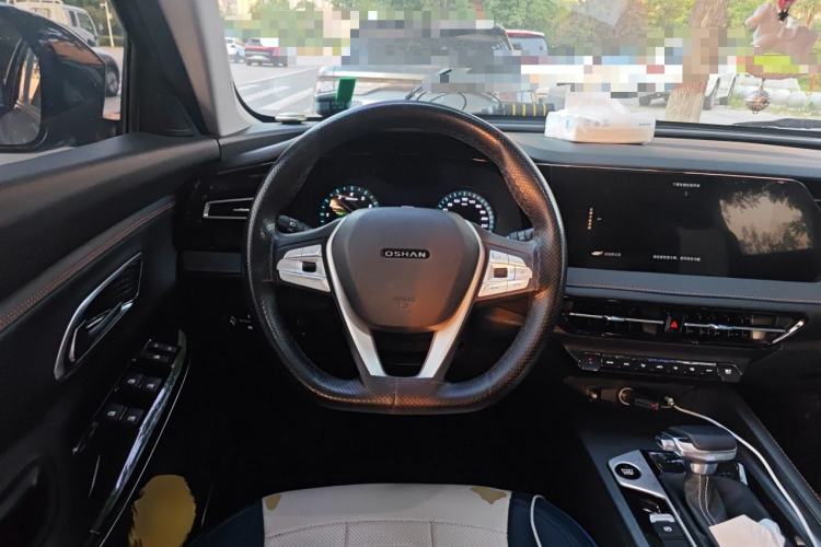 Used CHANGAN OSHAN X7 PLUS 2022 1.5T Blue Whale Edition Automatic Luxury Trim Steering Wheel