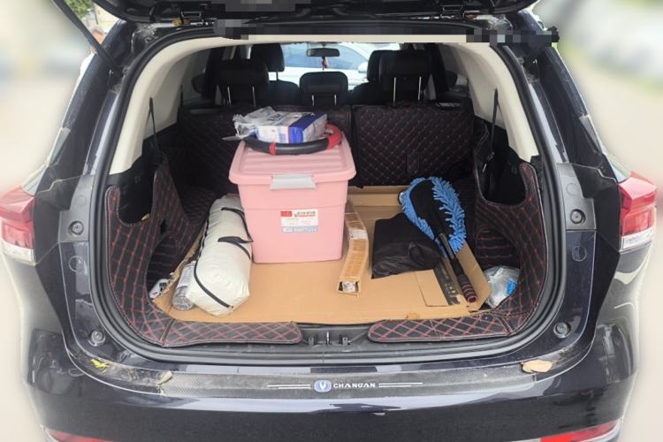 Used CHANGAN OSHAN X7 PLUS 2022 1.5T Blue Whale Edition Automatic Prestige 7-Seater Trunk