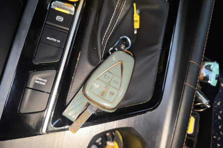 Used CHANGAN OSHAN X7 PLUS 2022 1.5T Blue Whale Edition Automatic Prestige Version Vehicle Key