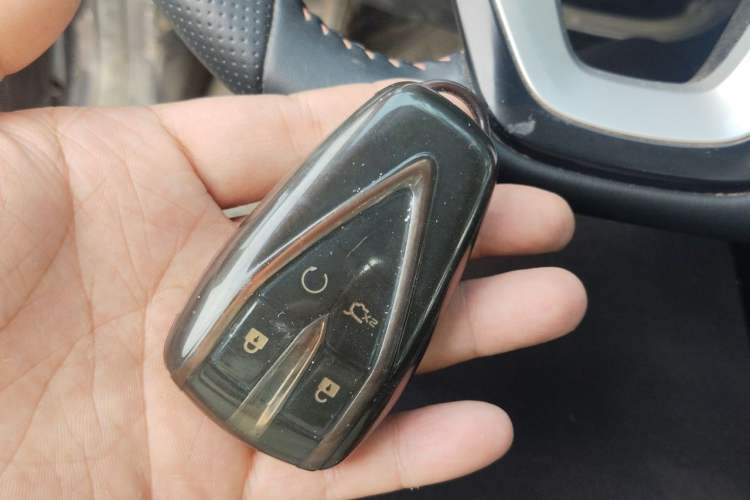 Used CHANGAN OSHAN X7 PLUS 2022 1.5T Blue Whale Edition Automatic Prestige Version Vehicle Key