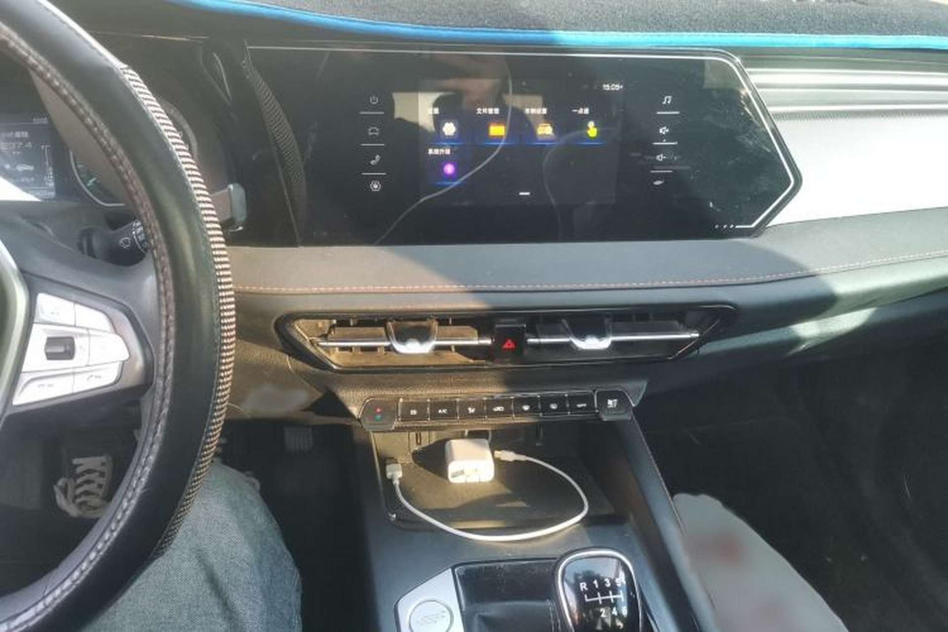 Used CHANGAN OSHAN X7 PLUS 2022 1.5T Manual Luxury Version Audio And AC Panel