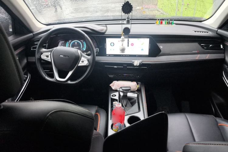 Used CHANGAN OSHAN X7 PLUS 2022 1.5T Blue Whale Edition Automatic Prestige Version Center Console