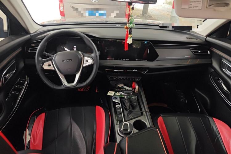Used CHANGAN OSHAN X7 PLUS 2022 1.5T Blue Whale Edition Automatic Prestige Version Center Console