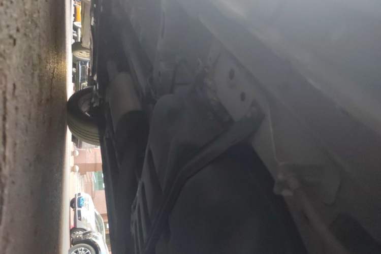 Used CHANGAN OSHAN X7 PLUS 2022 1.5T Blue Whale Edition Automatic ZhiZun Model Chassis Rear Left