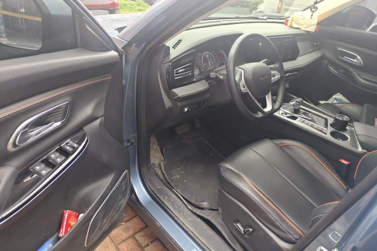 Used CHANGAN OSHAN X7 PLUS 2022 1.5T Blue Whale Edition Automatic Prestige Version Driver Seat