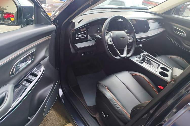Used CHANGAN OSHAN X7 PLUS 2022 1.5T Blue Whale Edition Automatic Prestige Version Driver Seat