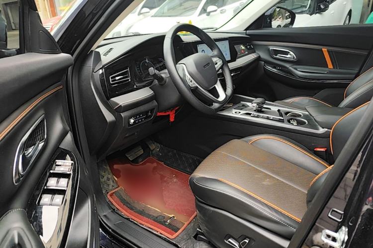 Used CHANGAN OSHAN X7 PLUS 2022 1.5T Blue Whale Edition Automatic ZhiZun Model Driver Seat
