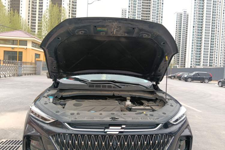 Used CHANGAN OSHAN X7 PLUS 2022 1.5T Blue Whale Edition Automatic Prestige 7-Seater Engine Bay