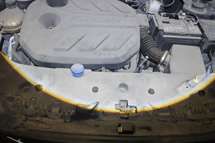 Used CHANGAN OSHAN X7 PLUS 2022 1.5T Blue Whale Edition Automatic Prestige Version Engine Bay