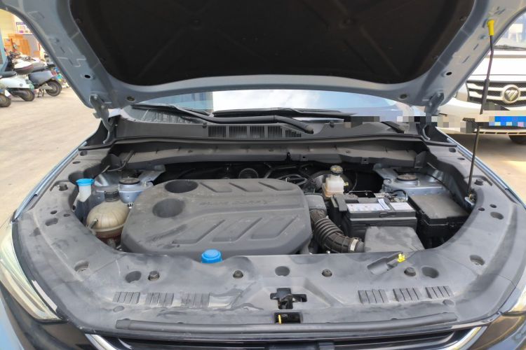 Used CHANGAN OSHAN X7 PLUS 2022 1.5T Blue Whale Edition Automatic Prestige Version Engine Bay