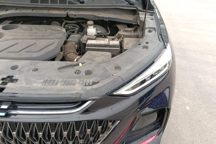 Used CHANGAN OSHAN X7 PLUS 2022 1.5T Blue Whale Edition Automatic Prestige 7-Seater Engine Bay Left
