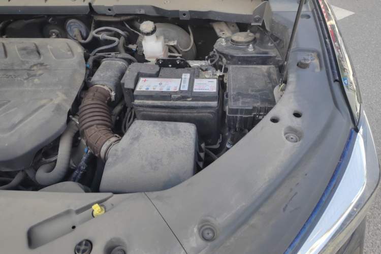 Used CHANGAN OSHAN X7 PLUS 2022 1.5T Blue Whale Edition Automatic Prestige Version Engine Bay Left