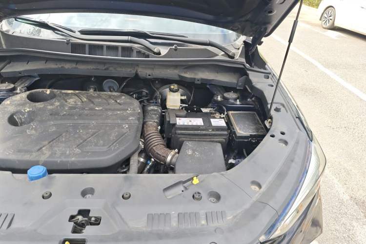 Used CHANGAN OSHAN X7 PLUS 2022 1.5T Blue Whale Edition Automatic Prestige Version Engine Bay Left