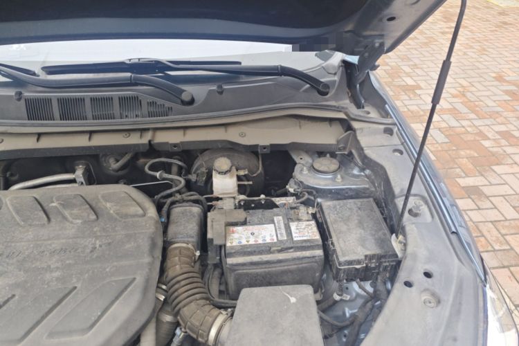 Used CHANGAN OSHAN X7 PLUS 2022 1.5T Blue Whale Edition Automatic Prestige Version Engine Bay Left