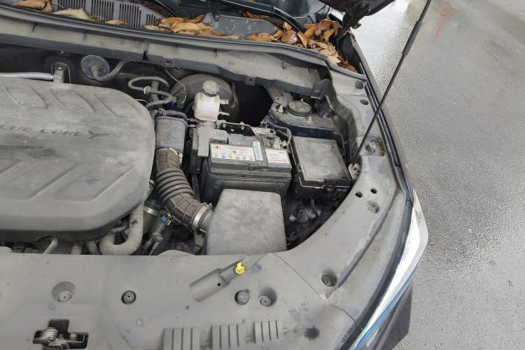 Used CHANGAN OSHAN X7 PLUS 2022 1.5T Blue Whale Edition Automatic Prestige Version Engine Bay Left
