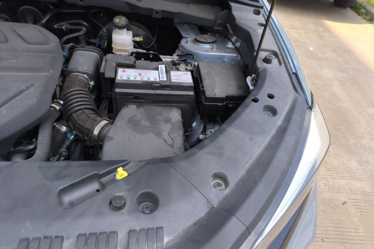 Used CHANGAN OSHAN X7 PLUS 2022 1.5T Blue Whale Edition Automatic Prestige Version Engine Bay Left