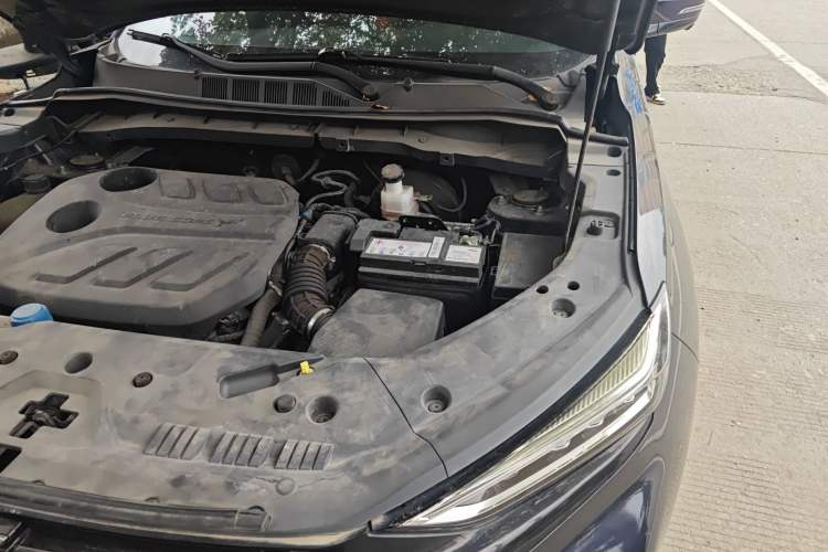 Used CHANGAN OSHAN X7 PLUS 2022 1.5T Blue Whale Edition Automatic Prestige Version Engine Bay Left