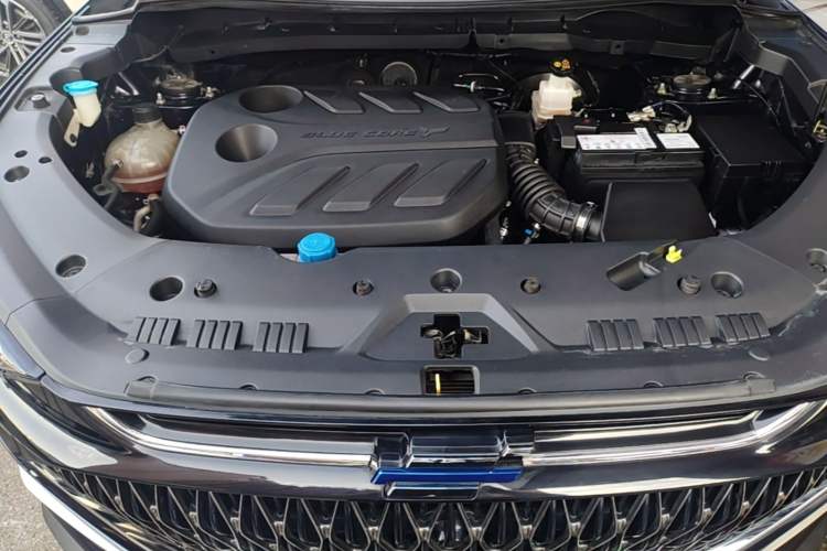 Used CHANGAN OSHAN X7 PLUS 2022 1.5T Blue Whale Edition Automatic Prestige Version Engine Bay
