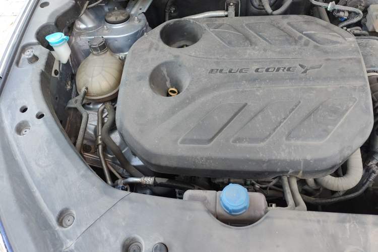 Used CHANGAN OSHAN X7 PLUS 2022 1.5T Blue Whale Edition Automatic Prestige Version Engine Bay Right