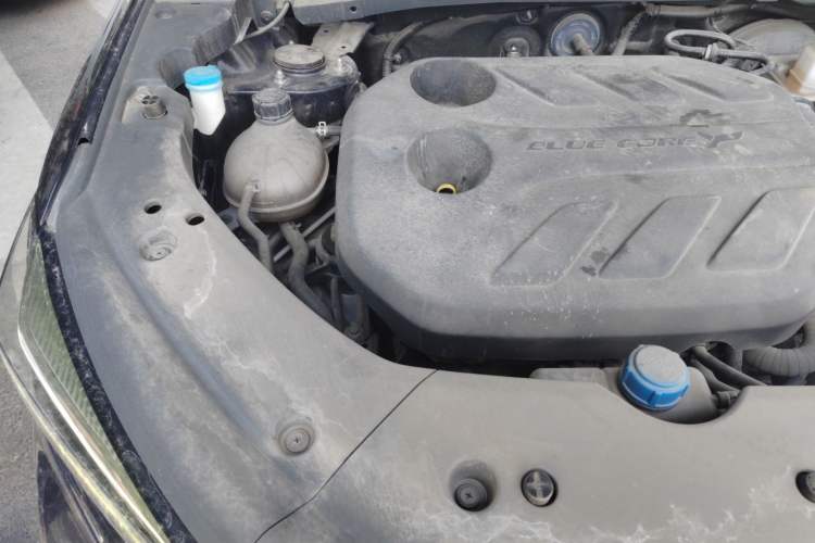 Used CHANGAN OSHAN X7 PLUS 2022 1.5T Blue Whale Edition Automatic Prestige Version Engine Bay Right