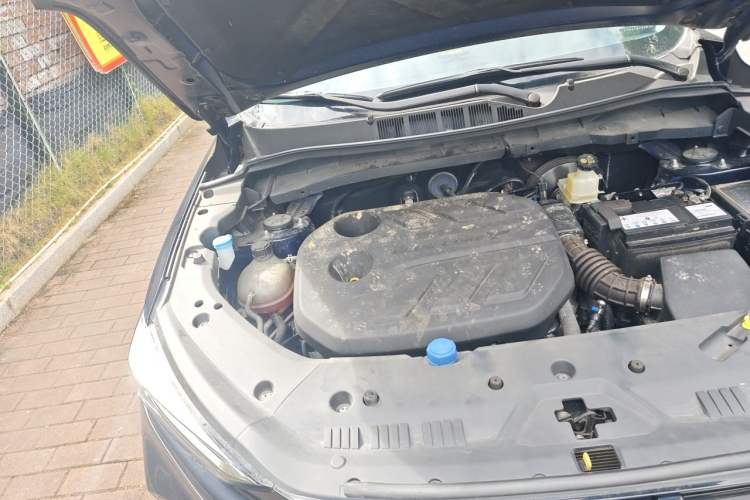 Used CHANGAN OSHAN X7 PLUS 2022 1.5T Blue Whale Edition Automatic Prestige Version Engine Bay Right