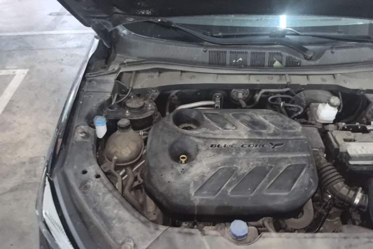 Used CHANGAN OSHAN X7 PLUS 2022 1.5T Blue Whale Edition Automatic Prestige Version Engine Bay Right