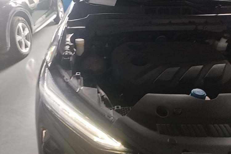 Used CHANGAN OSHAN X7 PLUS 2022 1.5T Blue Whale Edition Automatic Luxury Trim Engine Bay Right