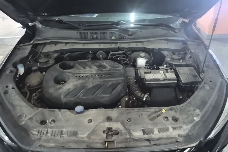 Used CHANGAN OSHAN X7 PLUS 2022 1.5T Blue Whale Edition Automatic Prestige Version Engine Bay