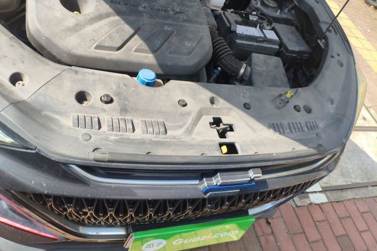 Used CHANGAN OSHAN X7 PLUS 2022 1.5T Blue Whale Edition Automatic ZhiZun Model Engine Bay