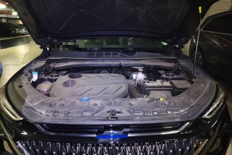 Used CHANGAN OSHAN X7 PLUS 2022 1.5T Blue Whale Edition Automatic Prestige 7-Seater Engine Bay