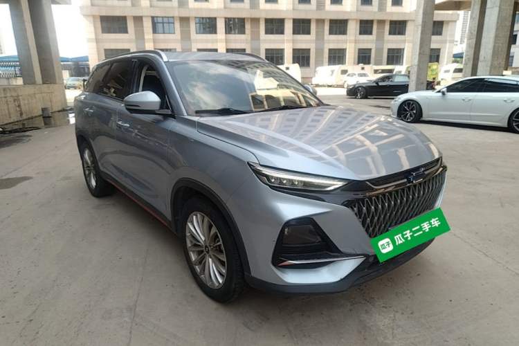 Used CHANGAN OSHAN X7 PLUS 2022 1.5T Blue Whale Edition Automatic Prestige Version Exterior 1