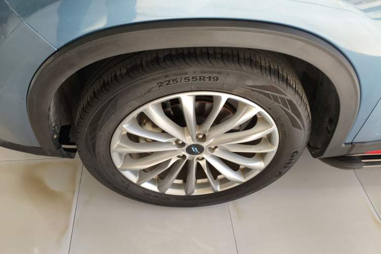 Used CHANGAN OSHAN X7 PLUS 2022 1.5T Blue Whale Edition Automatic Prestige Version Exterior 4